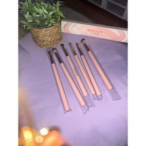 6 Pcs Pink Professional Blending Soft Hairs Eye Makeup Brush Set & Wood Handle